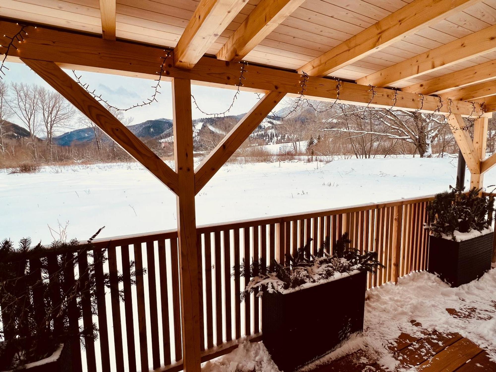 Domcek Pod Vezami S Virivkou A Grilom, Pri Termalnom Kupalisku Apartamento Liptovský Ján Exterior foto